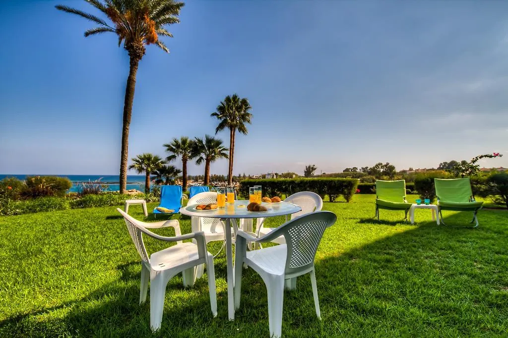 Apartamento Beachfront Trident Protaras
